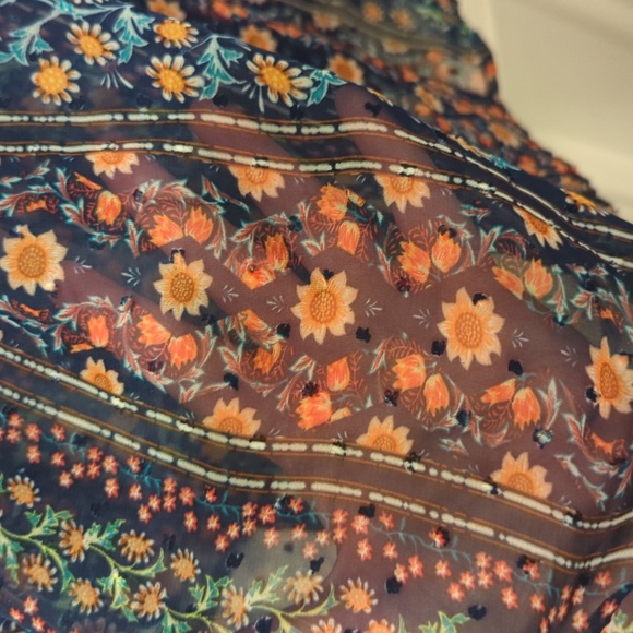 Sheer boho top - Picture 4 of 5